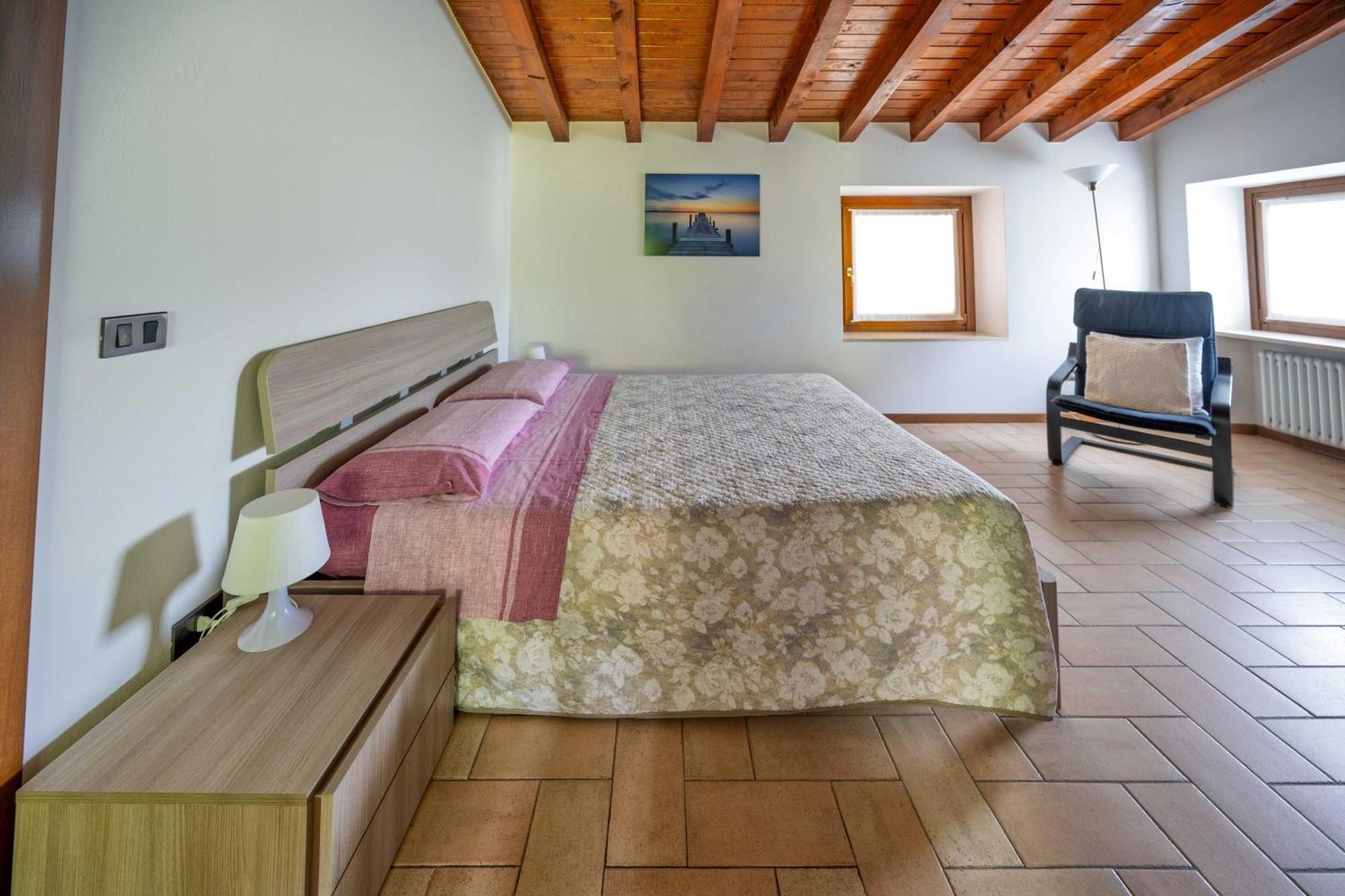 San Carlo Appartamenti Vacanze Soiano Del Lago Eksteriør billede