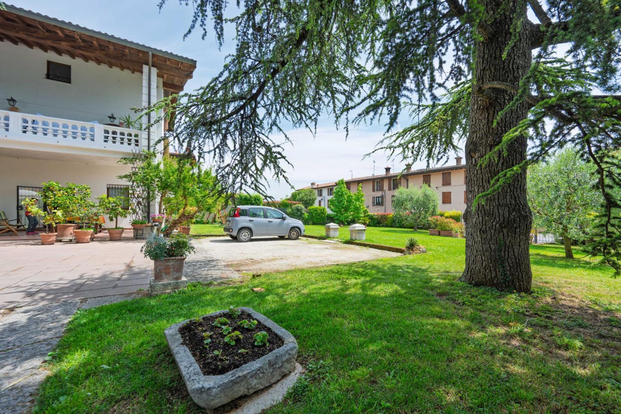 San Carlo Appartamenti Vacanze Soiano Del Lago Eksteriør billede