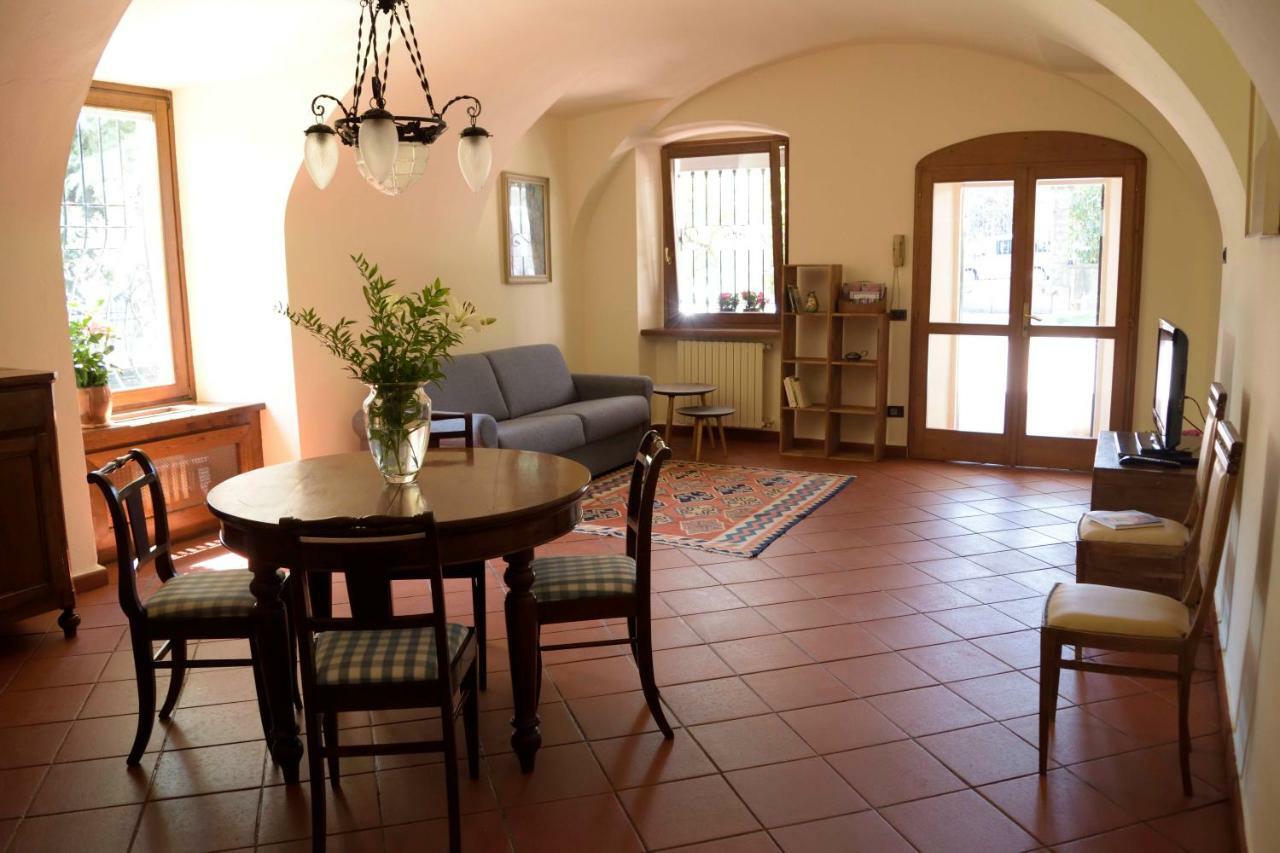 San Carlo Appartamenti Vacanze Soiano Del Lago Eksteriør billede